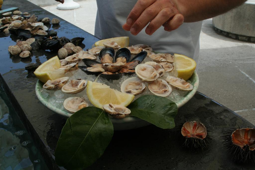 Lo Scoglio Otel Marina del Cantone Dış mekan fotoğraf
