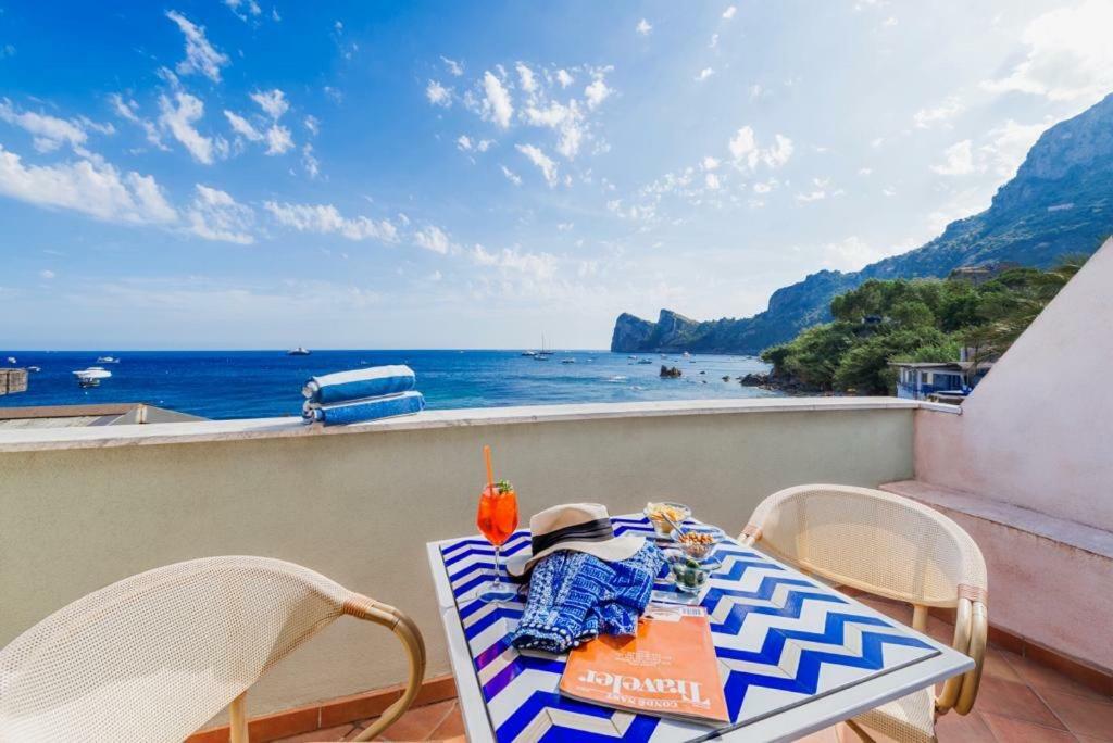 Lo Scoglio Otel Marina del Cantone Dış mekan fotoğraf